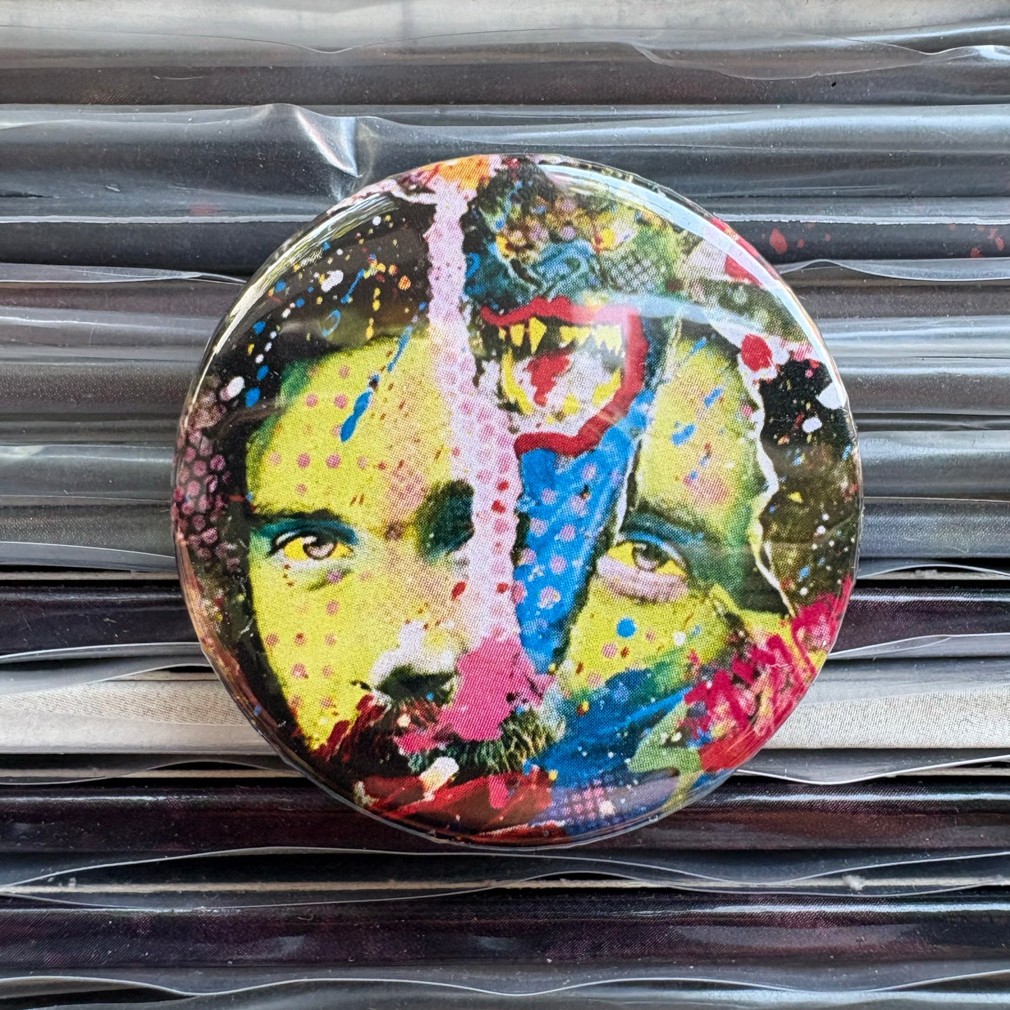 Novelty Badges