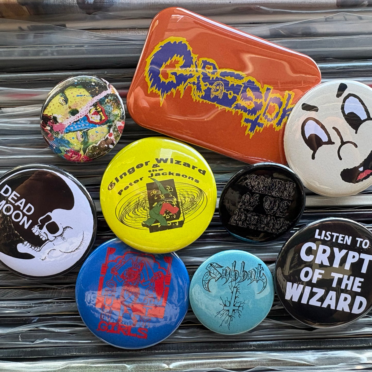 Novelty Badges
